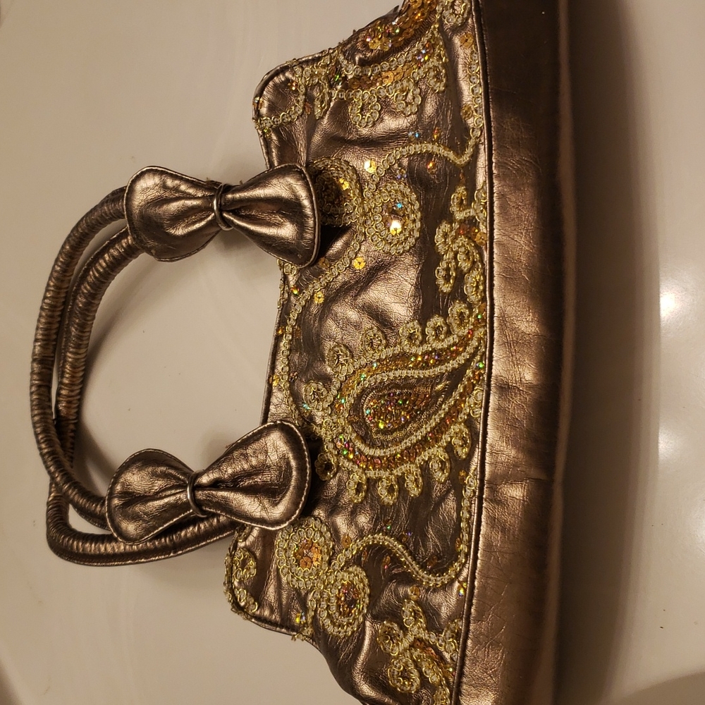 purse ๐ - Picture 10 of 10